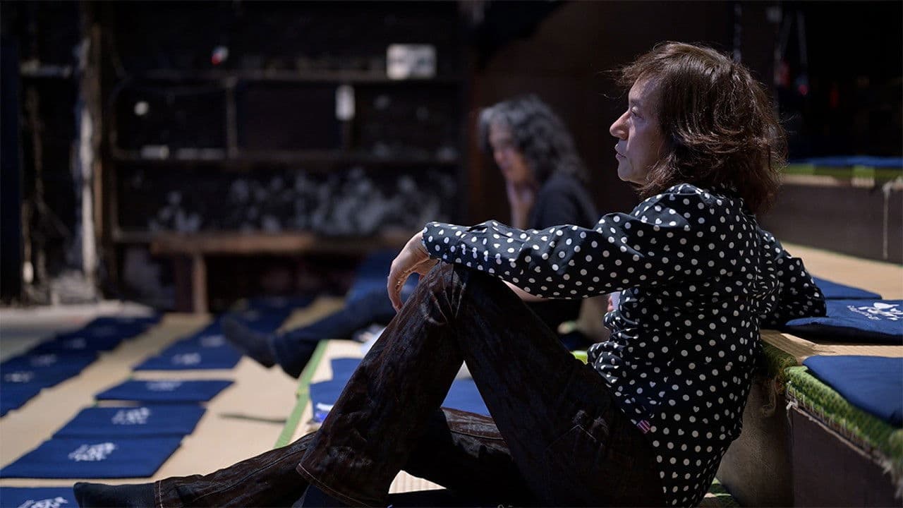 Diamond Shake backdrop